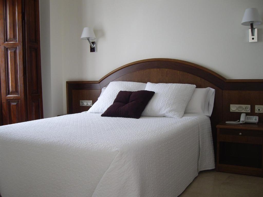 Hotel San Sebastian Hospederia Cieza Room photo